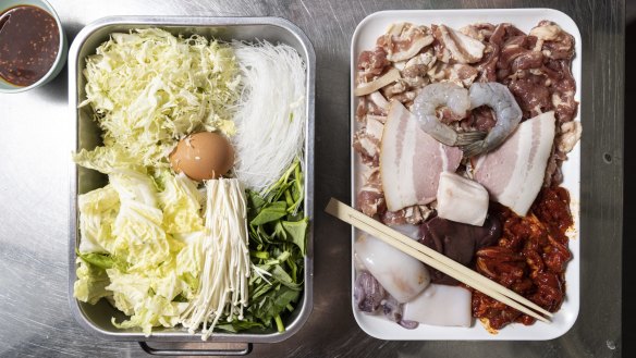 Raw ingredients ready for the hotpot-barbecue hybrid.