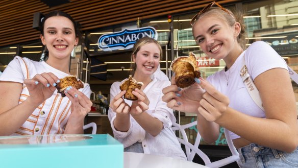Alexis Anastovski, Riley De'Athe and Abby Dallas say they'll be coming back to Cinnabon. 
