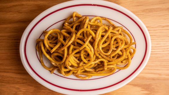 "Umami e pepe" Hokkien noodles.