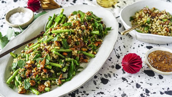 A Christmassy salad with staying power.