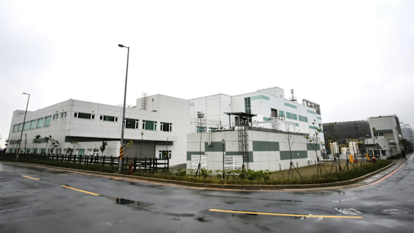 Apple opens secret Taiwanese lab to develop new screens