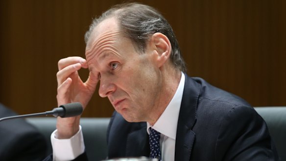 The politicians and bank bosses such as ANZ CEO Shayne Elliott are singing from a very different song sheet at the parliamentary inquiry. 