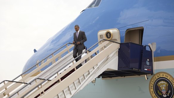 Barack Obama arrives on Air Force One at King Khalid International Airport in Riyadh. King Salman was not on hand to greet him.