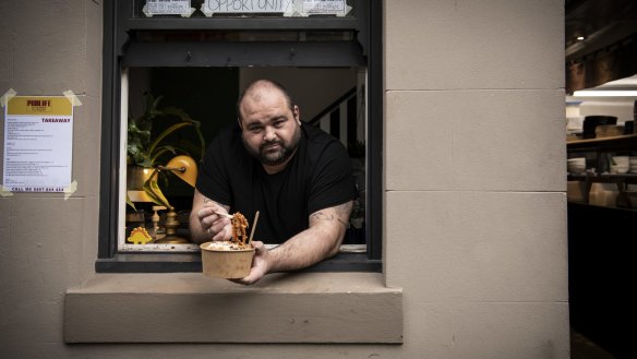 Pub Life Kitchen chef Jovan Curic is dishing out takeaway meals in Ultimo. 
