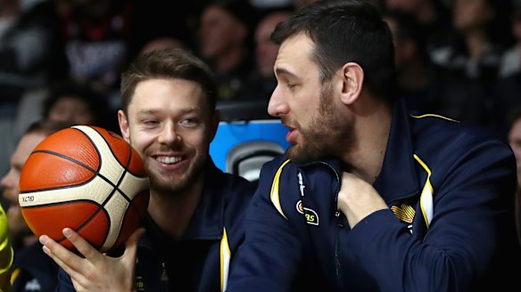 Matthew Dellavedova and Andrew Bogut of the Boomers.