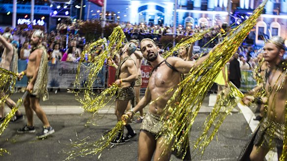 Tensions have erupted between directors of the community organisation that runs Sydney's Gay and Lesbian Mardi Gras.