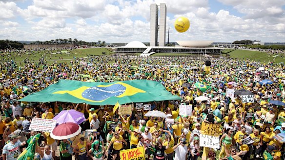 Crowds in Brasilia were stimated at 25,000 and 100,000 depending on who reported it.