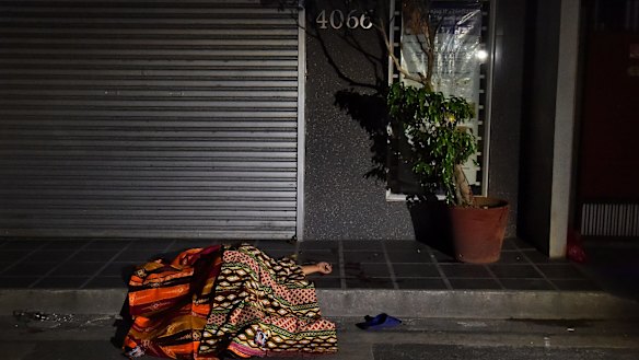 Two masked gunmen shot dead two men aged 21 and 35 who were drinking in a bar in Manila in the early hours of Thursday. 