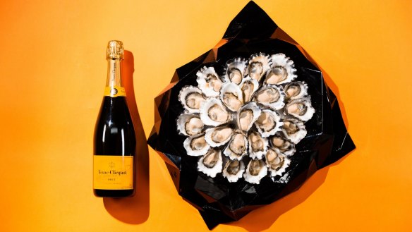 Order Sydney rock oysters straight from the 'shellar door' to your home.