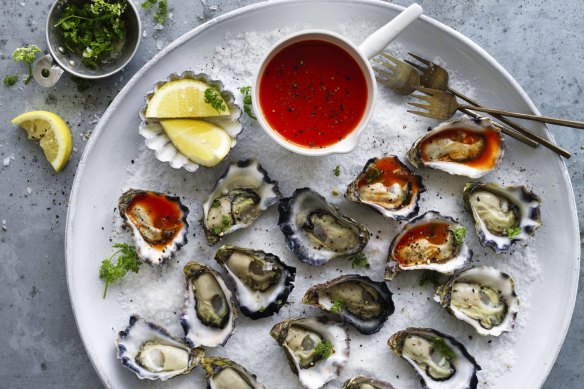 In Australia, we can eat oysters all year round.