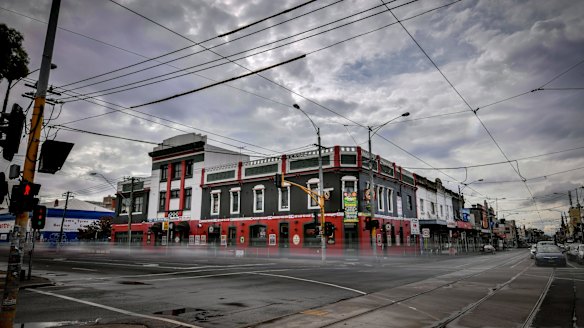 Brunswick's Bridie O'Reilly's, formerly The Sarah Sands, will close on Sunday ahead of a proposed apartment development. 