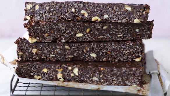 Crunchy chocolate marshmallow Easter treats.