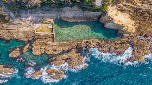 Blue Pool ocean pool in Bermagui.