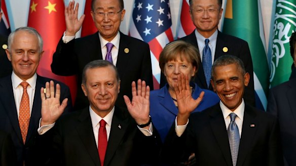 From left: Australian Prime Minister Malcolm Turnbull, Turkish President Recep Tayyip Erdogan, UN Secretary General Ban ki-Moon, German Chancellor Angela Merkel, World Bank President Jim Yong Kim, U.S. President Barack Obama during the G-20 summit, in Antalya, Turkey, Sunday, November 15, 2015. 