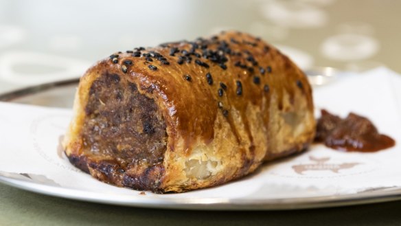 Sesame seed-scattered sausage rolls come in different flavours.
