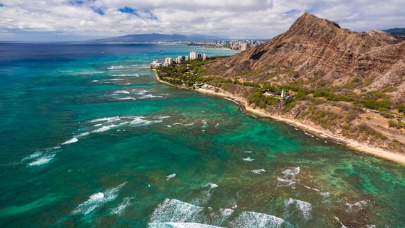 Leahi (Diamond Head) means ''brow of the tuna''. 