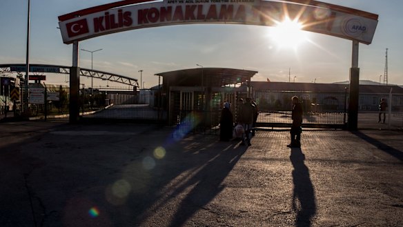 The closed Turkish-Syria border gate this week in Kilis, Turkey.