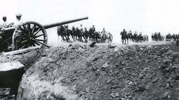 Stephen Ellery used to drive these artillery limbers loaded with ammunition for his trench mortar battery. This picture was taken at Pozieres in June 1916. The guns are British but the drivers are Australian.
