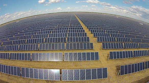 Renewable energy boost to power Victoria's four biggest regional cities