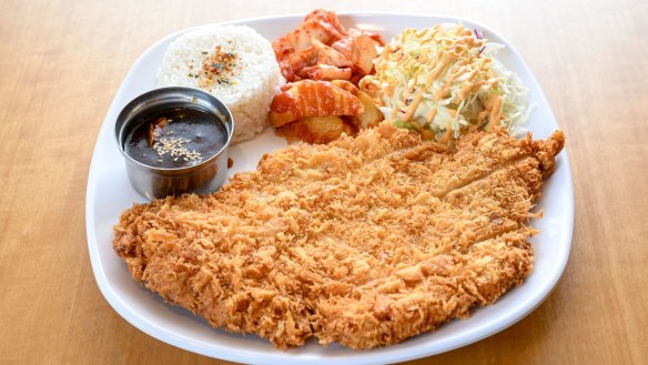 The king-sized donkatsu (crumbed pork).