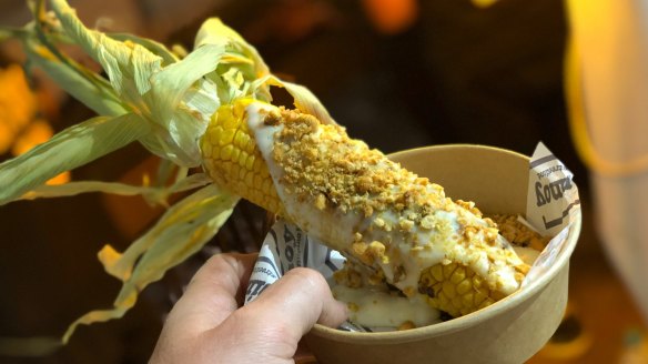 Filipino-style corn on the cob from from Hoy Pinoy.