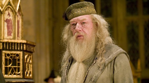 JK Rowling uses Harry Potter and Dumbledore to explain Israel boycott ...