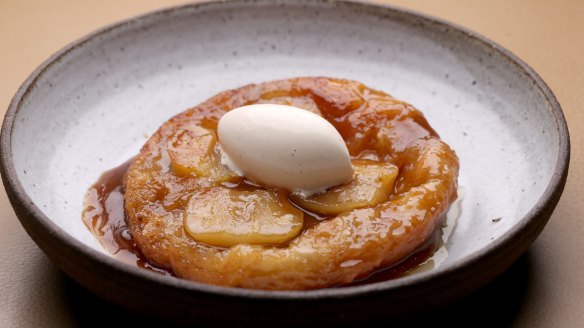 Golden apple tarte tartin 