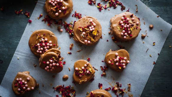 Wagon wheels don't have to be round - try other simple cookie cutter shapes.