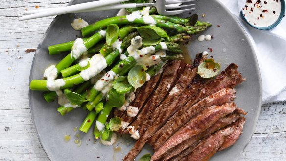 Grilled beef and asparagus counts as a low-carb dish. 
