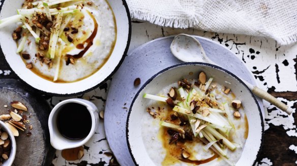 Slow-cooked oat porridge with apple, almond and maple syrup.