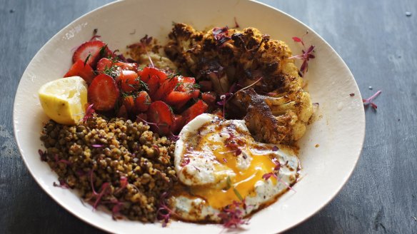 Poached eggs lift a salad to something special. Turkish poached egg, baharat spiced cauliflower, loaded hummus and lentil-quinoa salad recipe. 