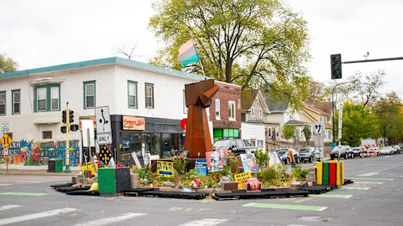 The memorial centres on the intersection of 38th Street and Chicago Avenue.