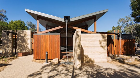 Architect Sandy Law designed numerous thresholds to engage with the landscape at Woodleigh. 