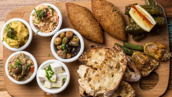 The vegan mezze plate for two.