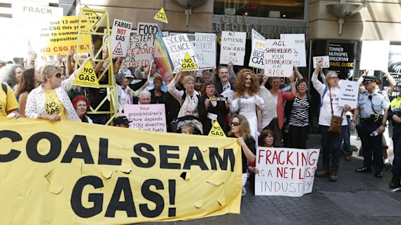 Protesters at AGL's north Sydney headquarters have been meeting each week for almost 100 weeks.