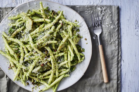 Super green pantry pasta. 