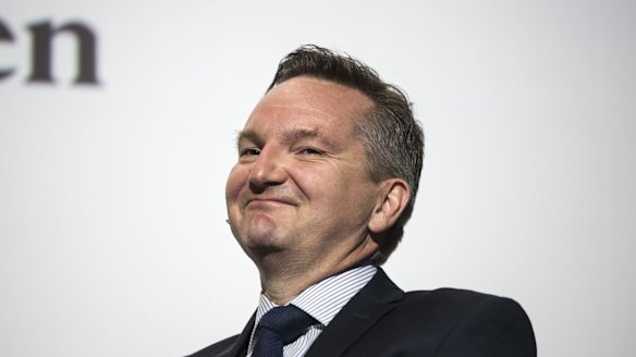 Chris Bowen says the Liberal Party''bungled the backpacker tax from the start and now they've bungled its delay".