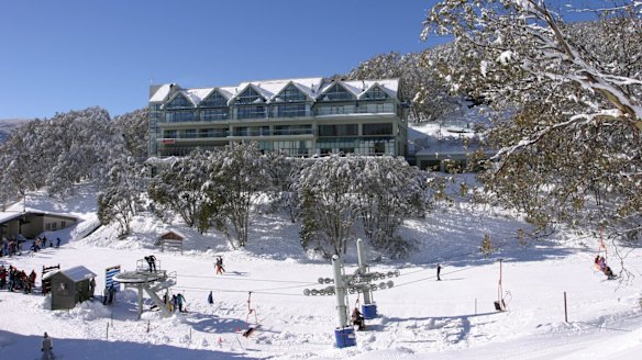 Move to pull police from Victoria's snowfields