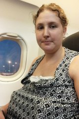 Natalie Jane Sawyer has slammed Jetstar's treatment of her while she was pumping breast milk on her flight to Townsville.