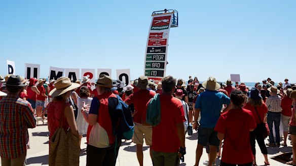 Hundreds of people rallied against a proposed petrol station in Dunsborough.
