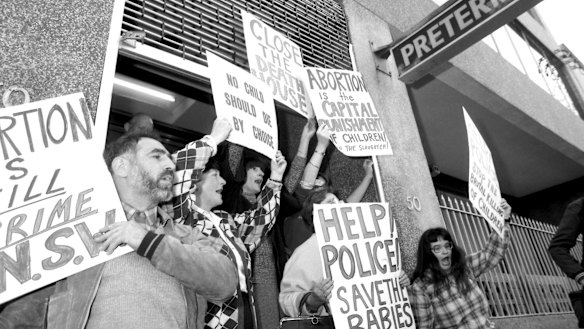 Right-to-life demonstrators block the doorway of the Preterm Clinic in Cooper Street, Surry Hills  in 1985.