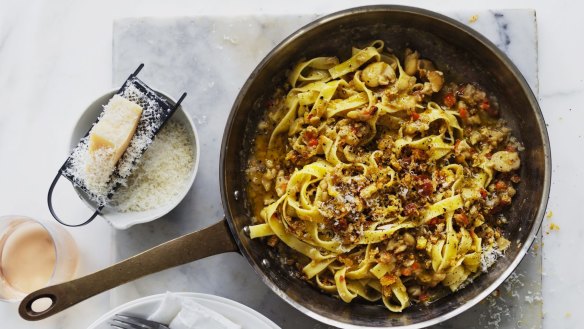 Soaked broad beans gives this pasta sauce a super-creamy texture.