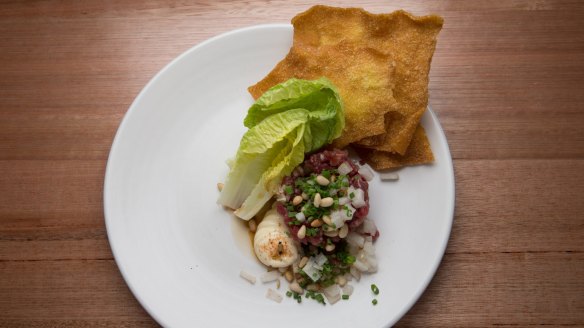 Plum tartare with wontons and cos cups.