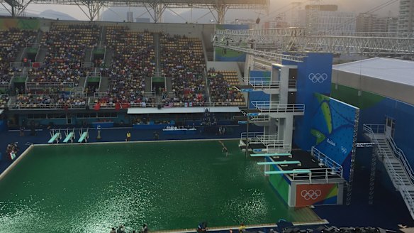 Divers were forced to dive into a green pool. 