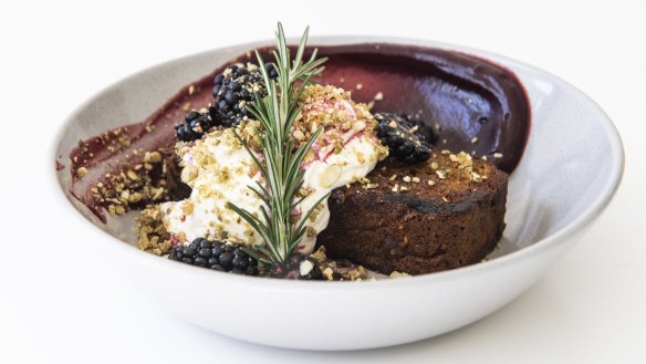 Pumpkin loaf with ricotta and blackberries. 