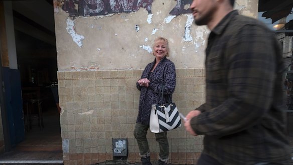 Natalie Mohnacheff says "there must be a hell of a lot of us who are dual citizens".