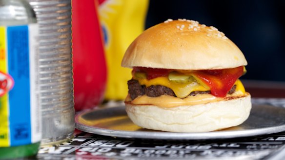 Bill Gates says one of his favourite meals is the humble cheeseburger. 