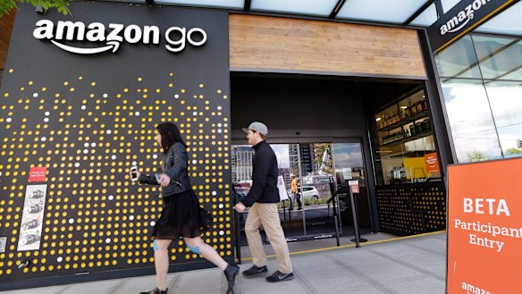Paying at Amazon's new grocery store is fully automated, with no checkouts.