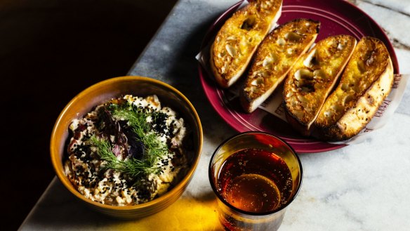 Kopoglu (smoked eggplant dip) with pide.