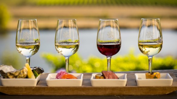 Josef Chromy wines, from the 
Tamar Valley, Tasmania.

PLEASE ARCHIVE